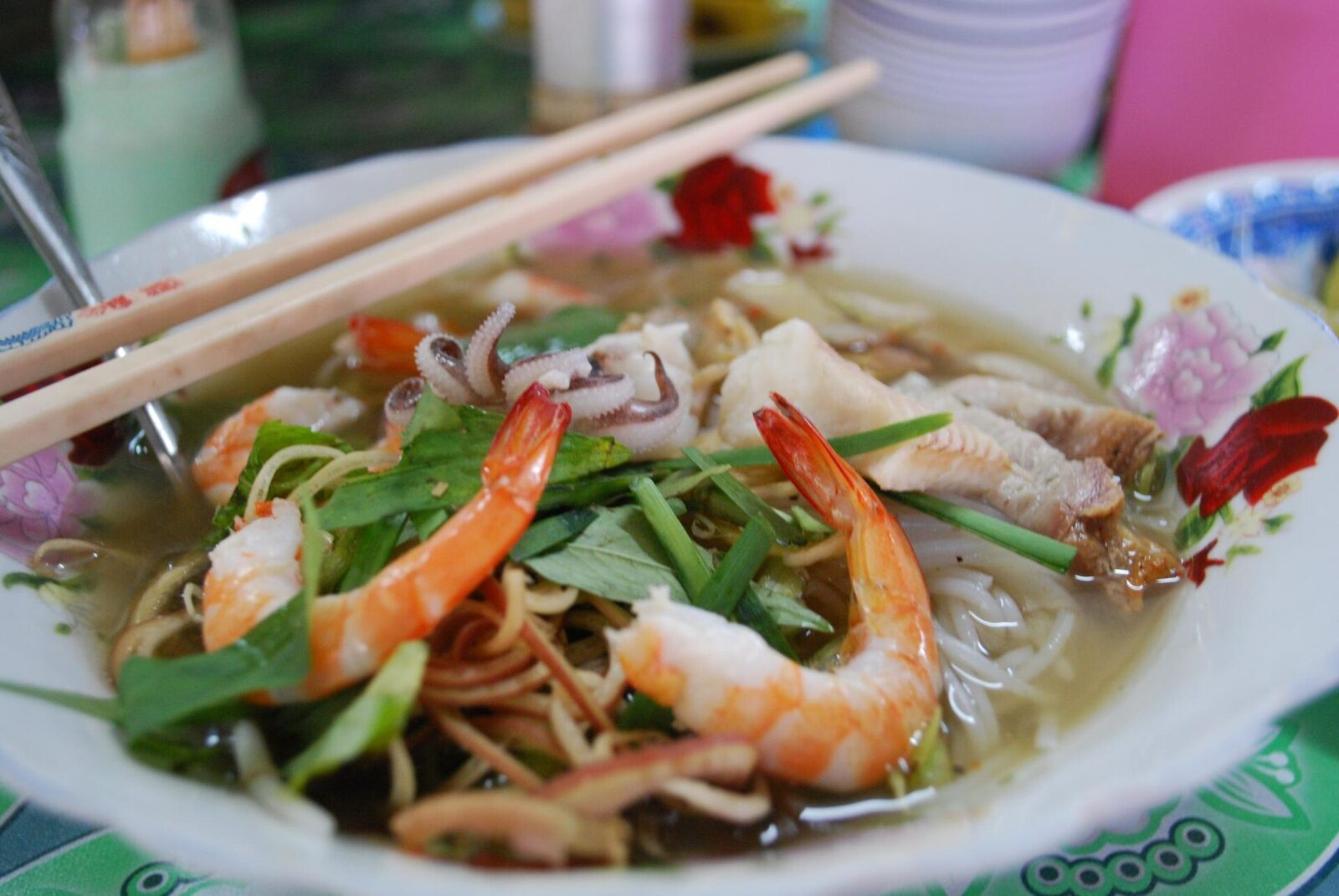 Lẩu Mắm Cần Thơ: Hương Vị Đậm Đà Miền Tây, Ăn Ở Đâu & Cách Nấu